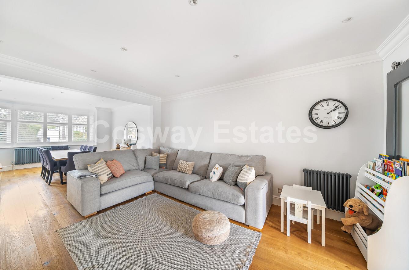 Longfield Avenue, London